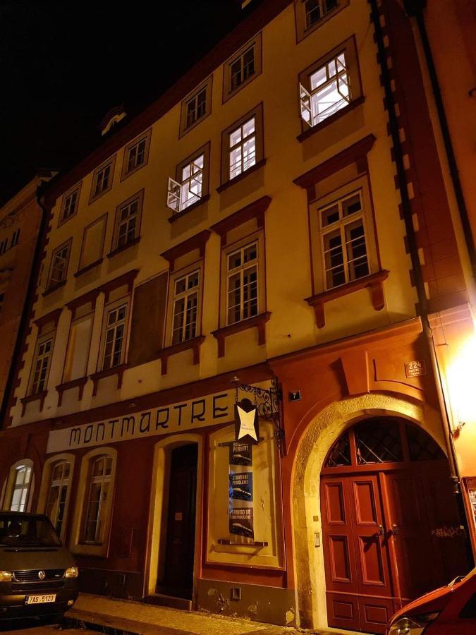 Laxmi Happy Home In Historical Prague Praga Exterior foto